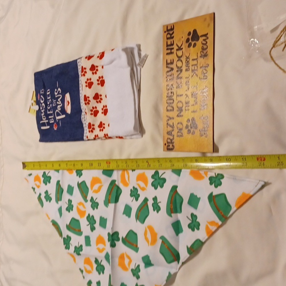 Host Pick 12/4/25.  3 pc nwt Family Pet Bundle